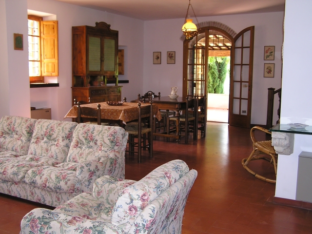 LA FUTINIA