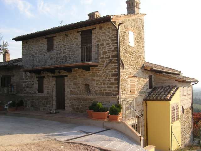 CASALE FARNETO